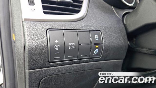 Hyundai i30 2015 — photo 25