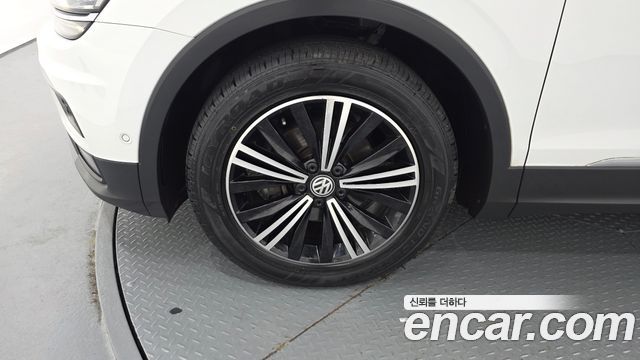 Volkswagen Tiguan 2020 — photo 5