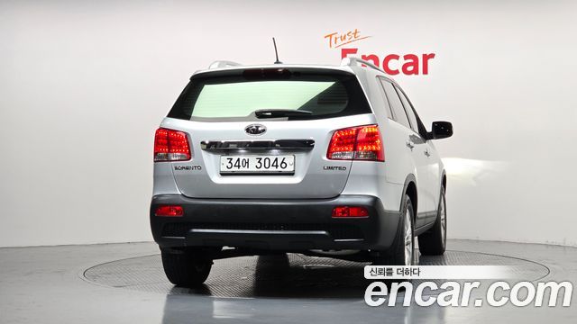 Kia Sorento 2012 — photo 4