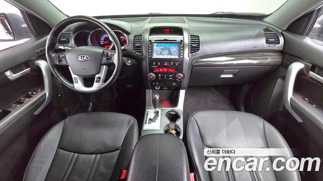 Kia Sorento 2012 — photo 7