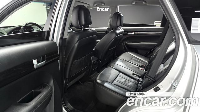 Kia Sorento 2012 — photo 11