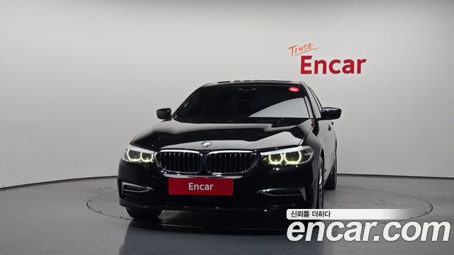 BMW 5-Series 2019 — photo 3
