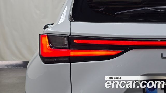 Lexus NX 2026 — photo 9