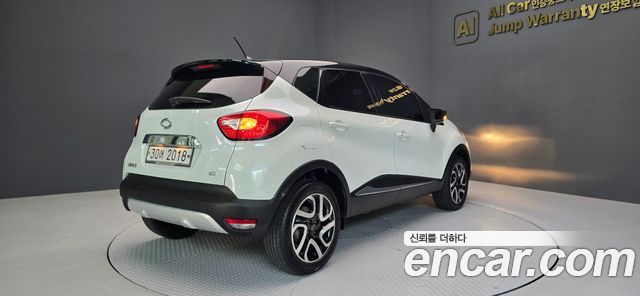 Renault Korea QM3 2017 — photo 2
