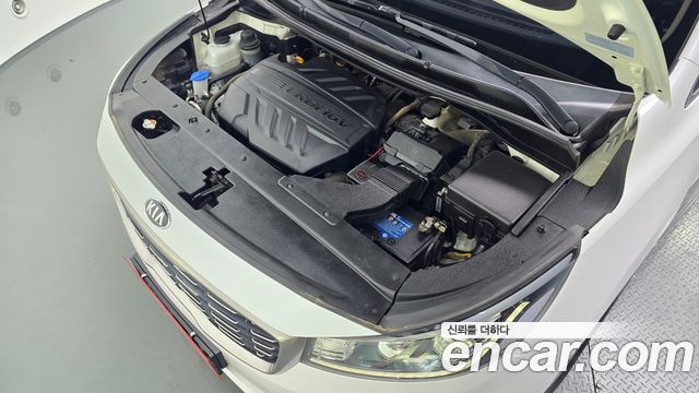 Kia Canival 2020 — photo 6