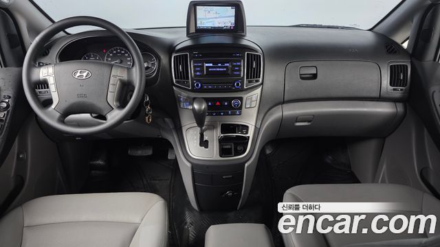 Hyundai Starex 2017 — photo 7