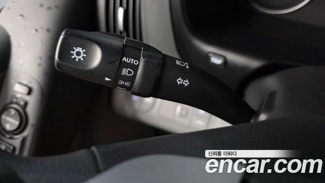 Hyundai Starex 2017 — photo 19