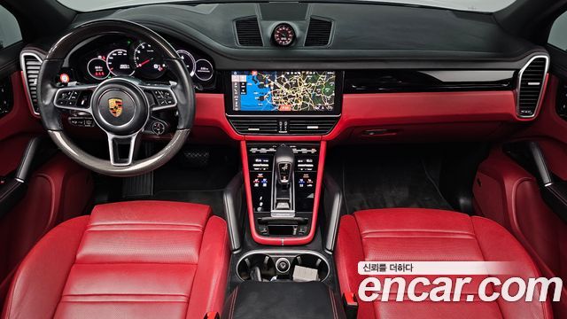 Porsche Cayenne 2021 — photo 10
