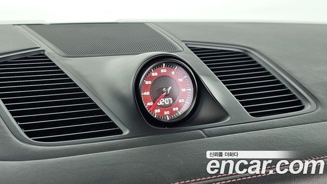 Porsche Cayenne 2021 — photo 29