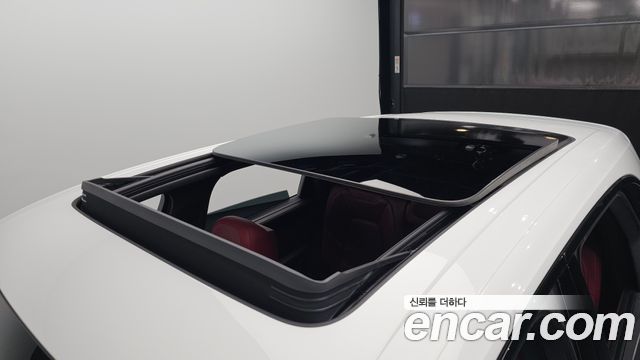 Porsche Cayenne 2021 — photo 35