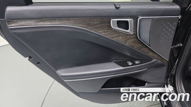 Kia K8 2022 — photo 15