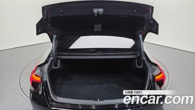 Kia K8 2022 — photo 32