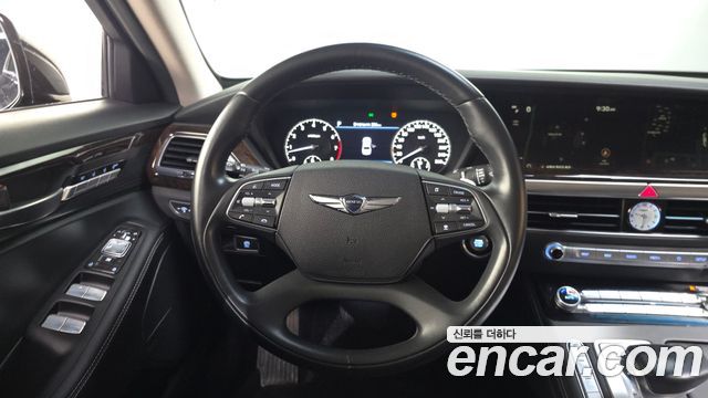Genesis G90 2019 — photo 13