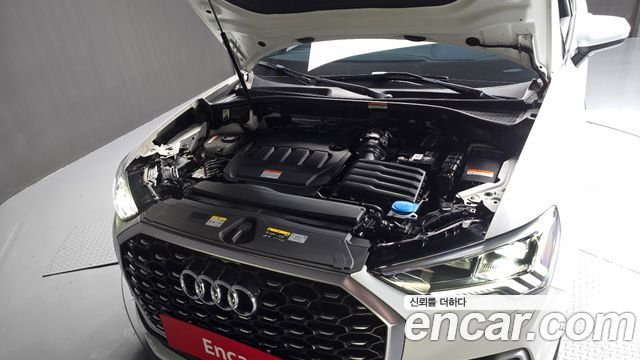 Audi Q3 2023 — photo 6