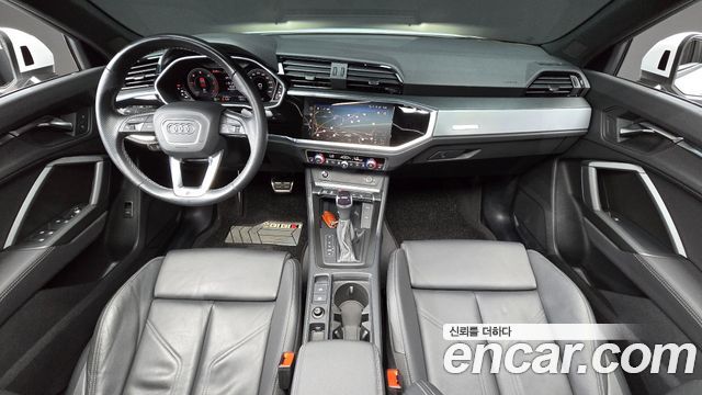Audi Q3 2023 — photo 10