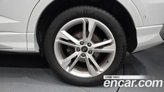 Audi Q3 2023 — photo 7