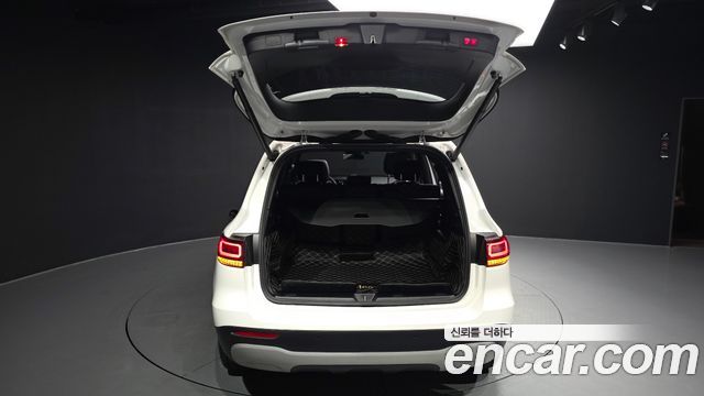 Mercedes-Benz GLB-Class 2021 — photo 26