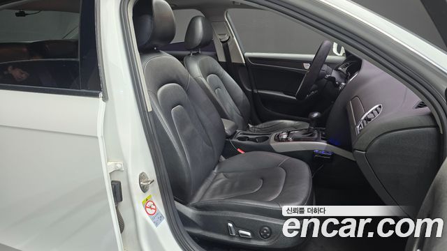 Audi A4 2013 — photo 12