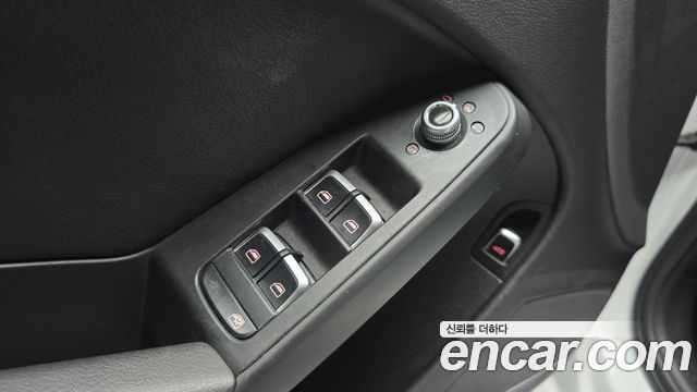 Audi A4 2013 — photo 14
