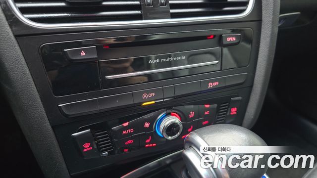 Audi A4 2013 — photo 18