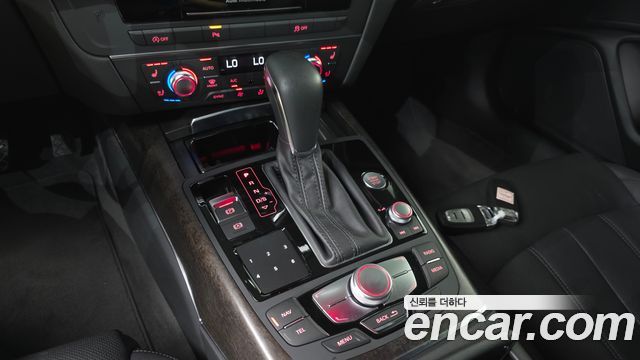 Audi A6 2018 — photo 12