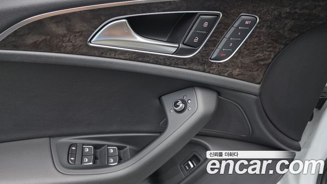 Audi A6 2018 — photo 17