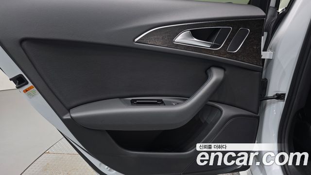 Audi A6 2018 — photo 15
