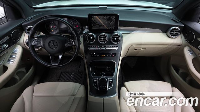 Mercedes-Benz GLC-Class 2019 — photo 10