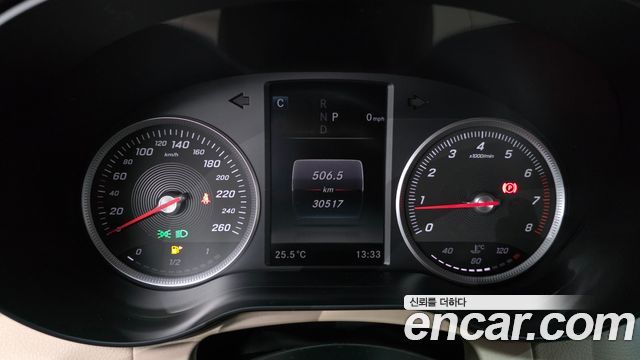 Mercedes-Benz GLC-Class 2019 — photo 11