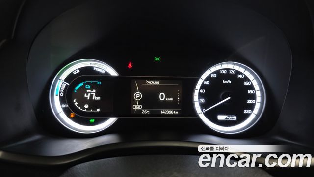 Kia Niro 2017 — photo 11