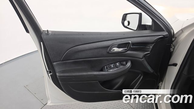 Chevrolet Korea Malibu 2015 — photo 14