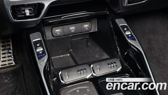 Kia Sorento 2021 — photo 27