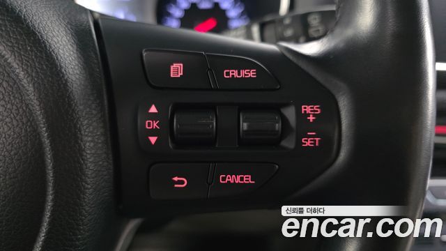 Kia Canival 2020 — photo 17