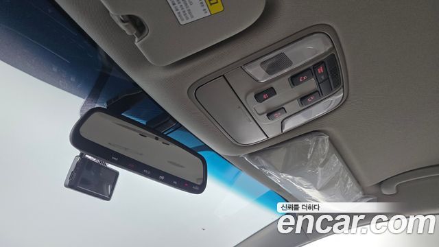 Kia Canival 2020 — photo 19