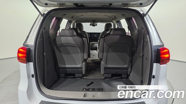 Kia Canival 2020 — photo 20