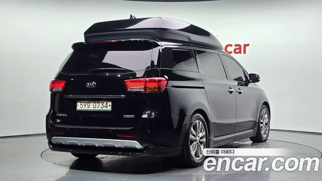 Kia Canival 2016 — photo 2