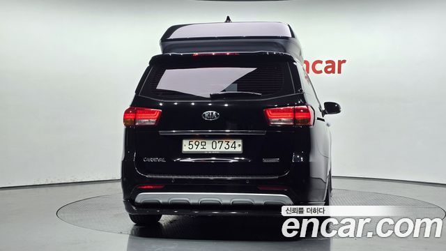Kia Canival 2016 — photo 4