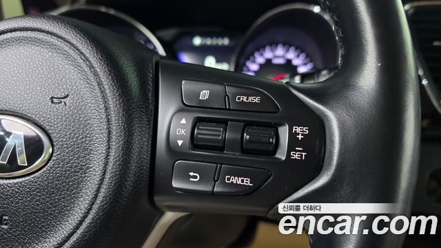 Kia Canival 2016 — photo 26