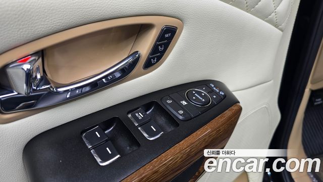Kia Canival 2016 — photo 27