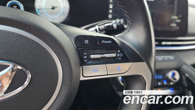 Hyundai AVANTE 2021 — photo 21