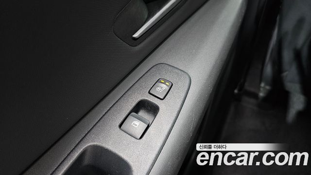 Hyundai AVANTE 2021 — photo 26
