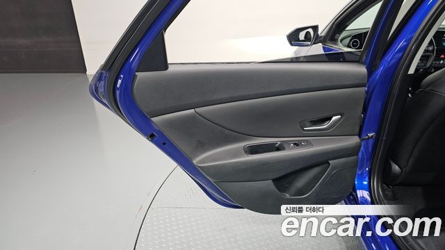 Hyundai AVANTE 2021 — photo 15