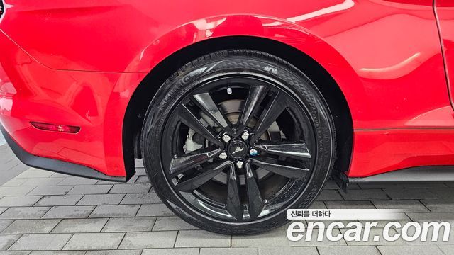 Ford Mustang 2017 — photo 5