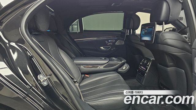 Mercedes-Benz S-Class 2018 — photo 16