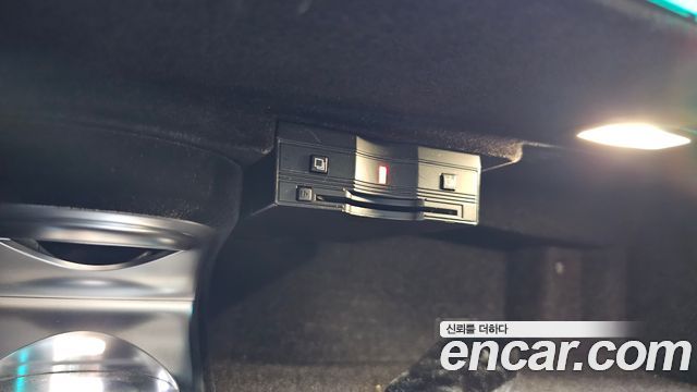 Mercedes-Benz S-Class 2018 — photo 34