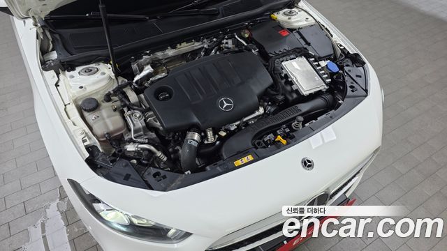 Mercedes-Benz A-Class 2021 — photo 6