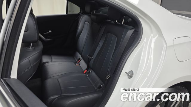 Mercedes-Benz A-Class 2021 — photo 18