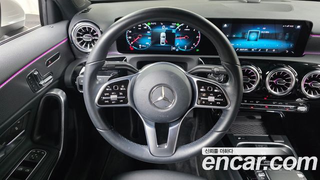 Mercedes-Benz A-Class 2021 — photo 20