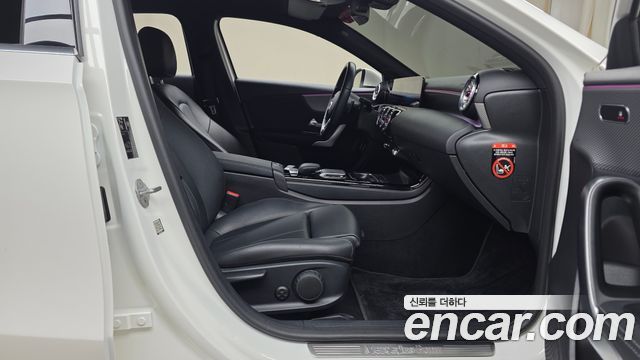Mercedes-Benz A-Class 2021 — photo 16