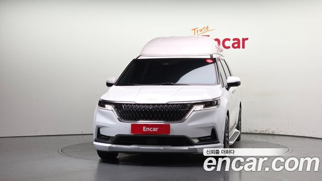 Kia Canival 2023 — photo 3